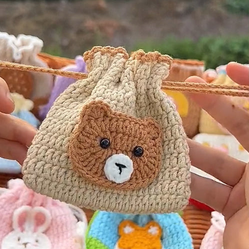 Exquisite Handcrafted Crochet Coin Pouch - Unique Design for Compact Storage